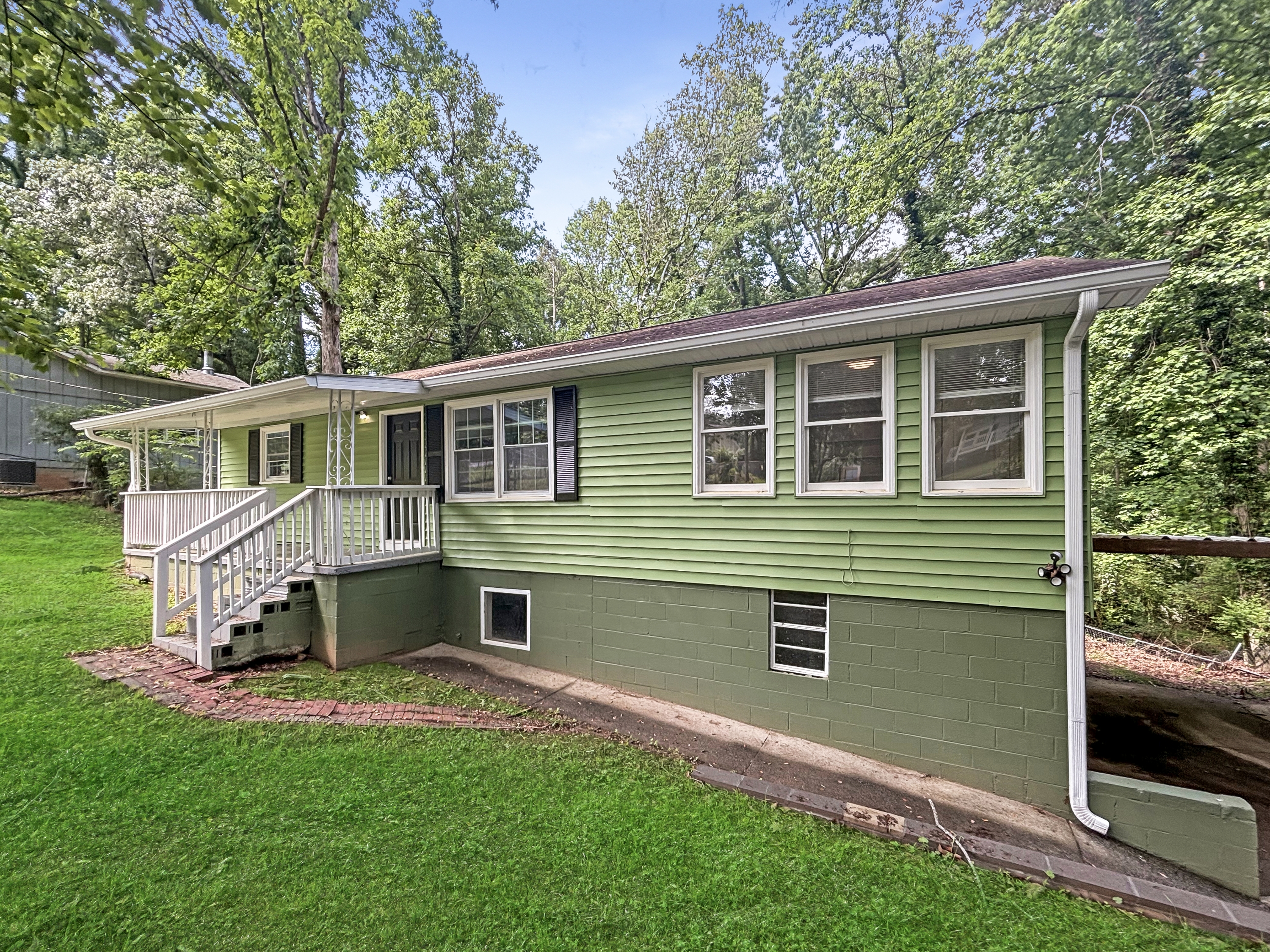 4620 Sequoia Cir