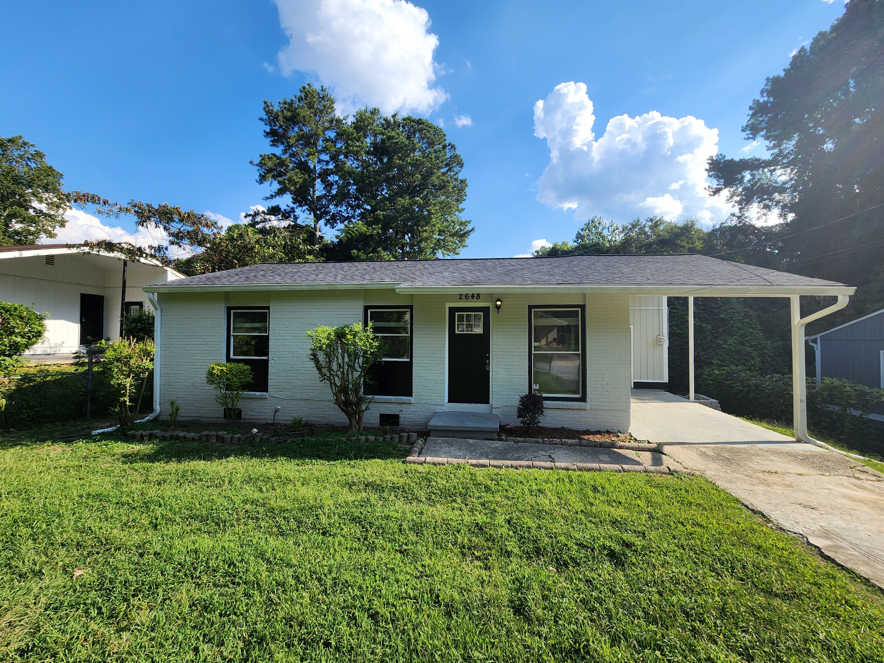 2648 Santa Monica Dr NW