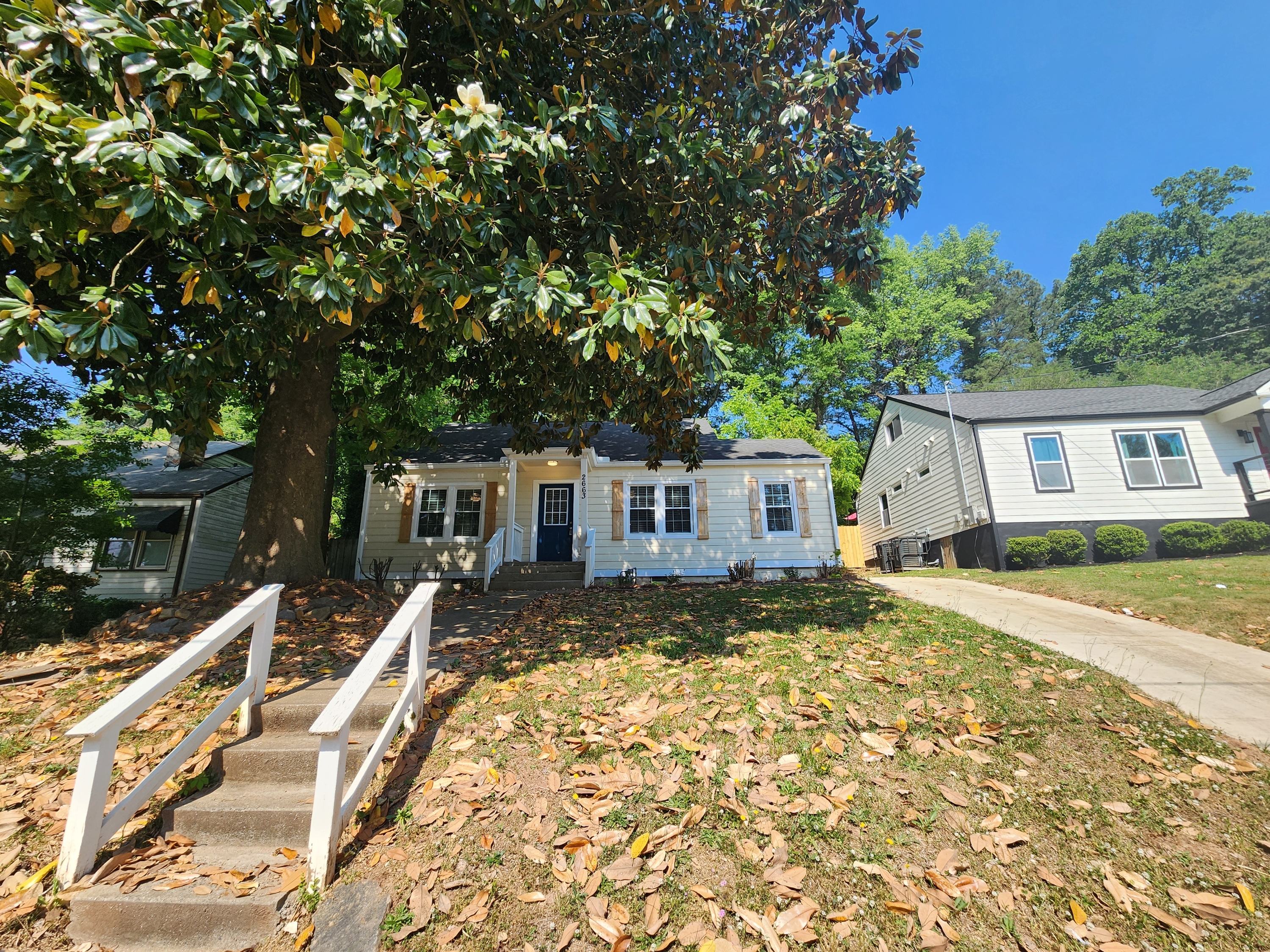 Property main image