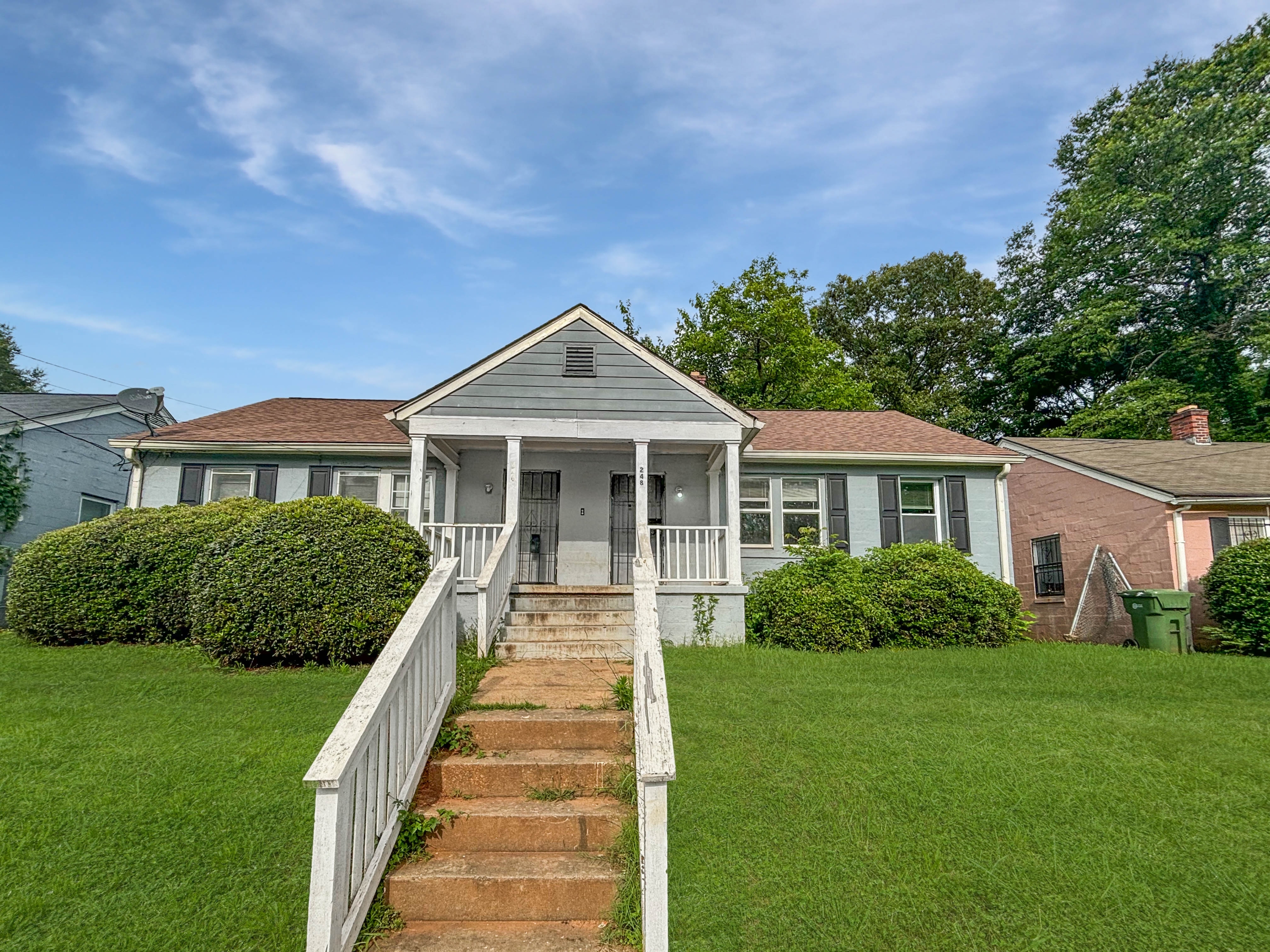 248 Rosser Street SW