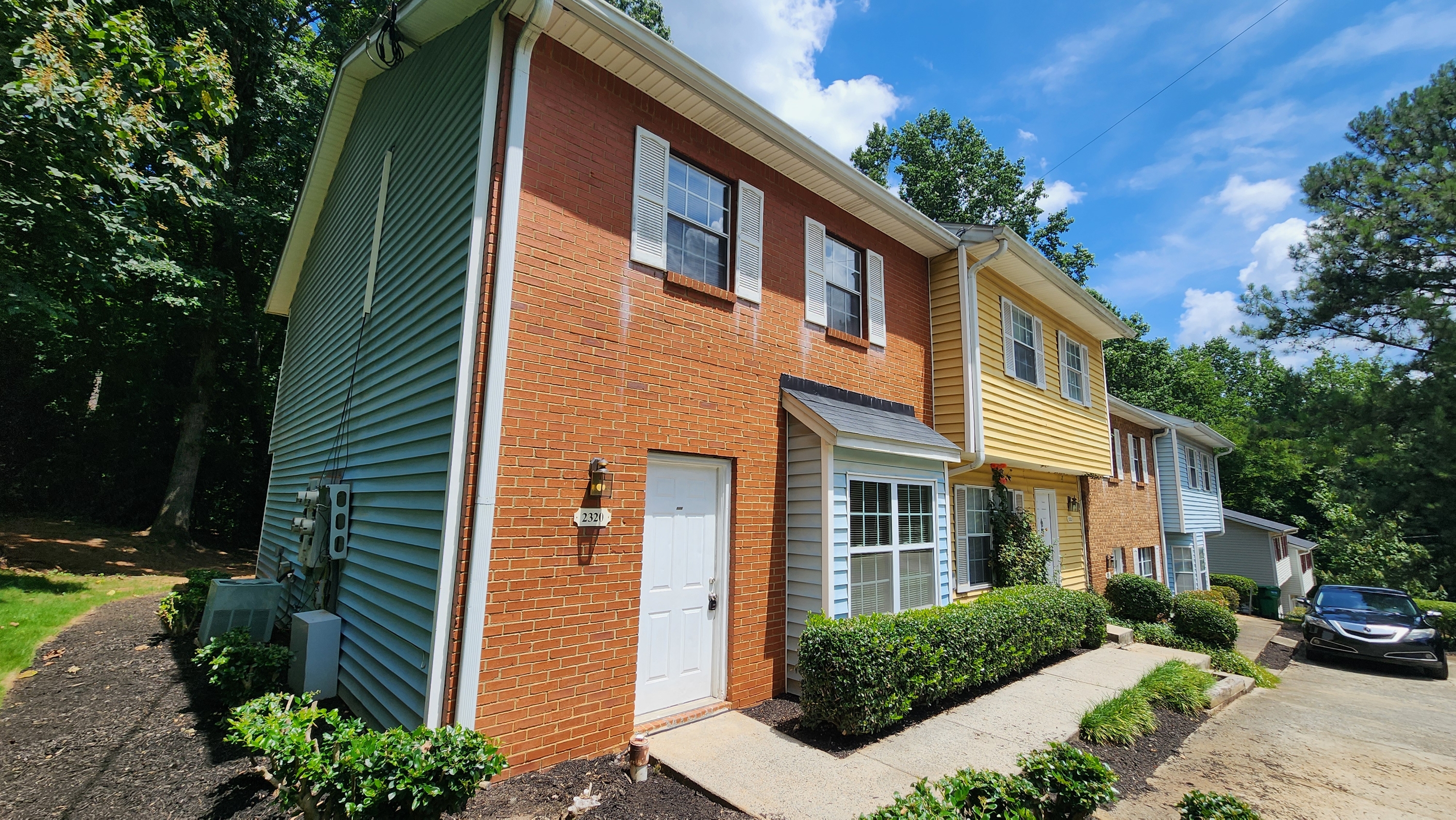 2320 Highpoint Rd - 1
