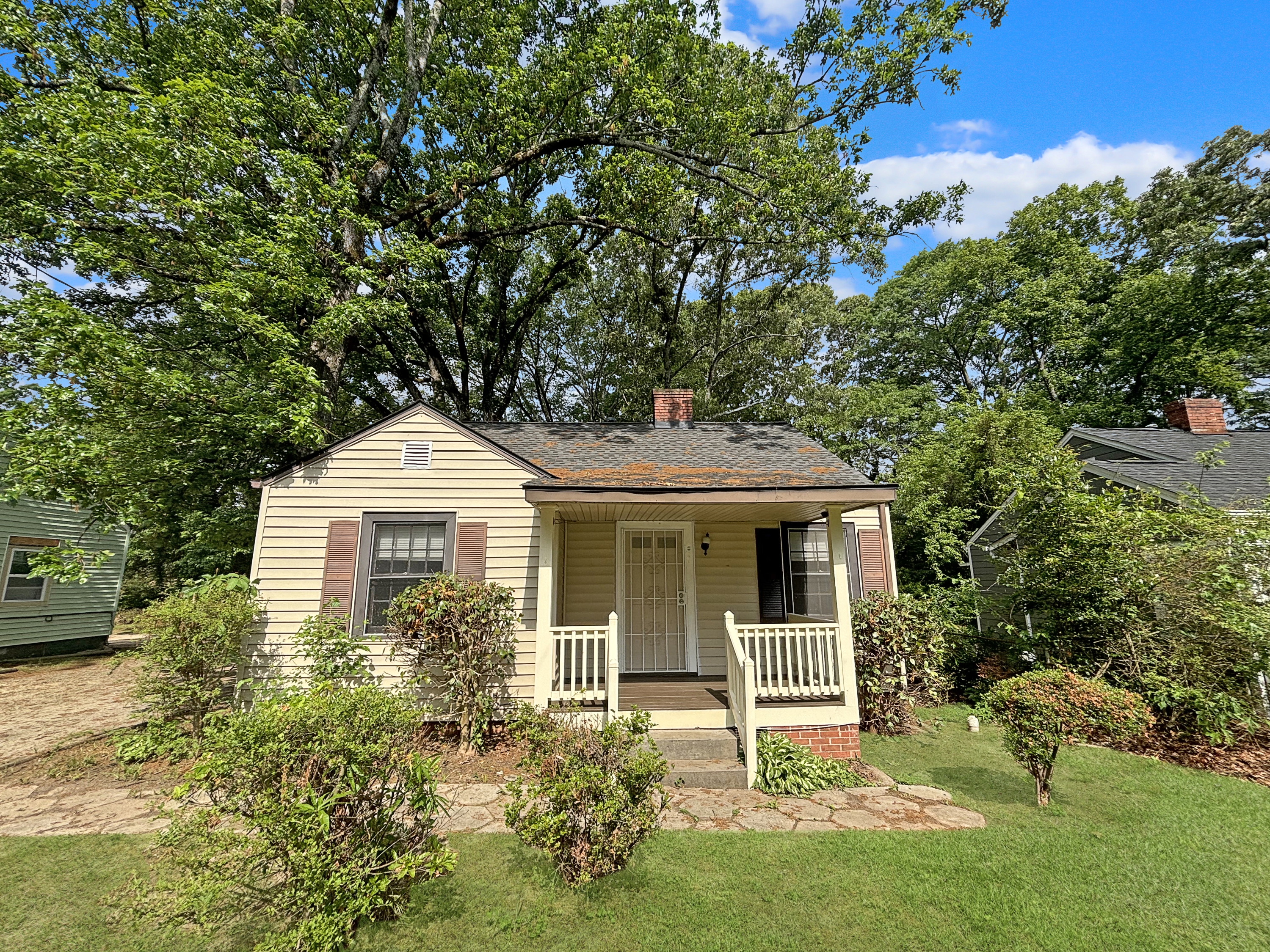 Property main image