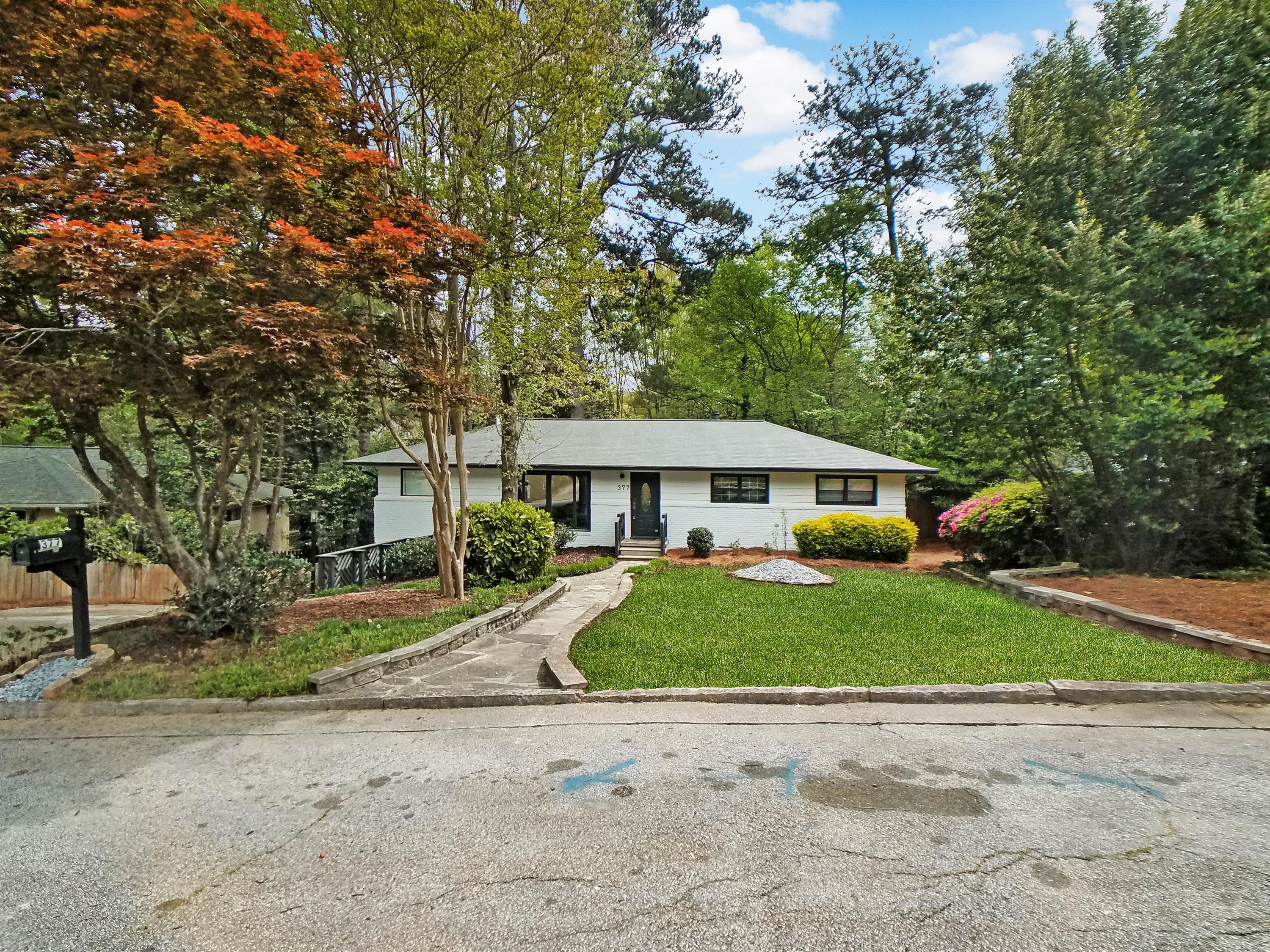 377 Springdale Drive Northeast