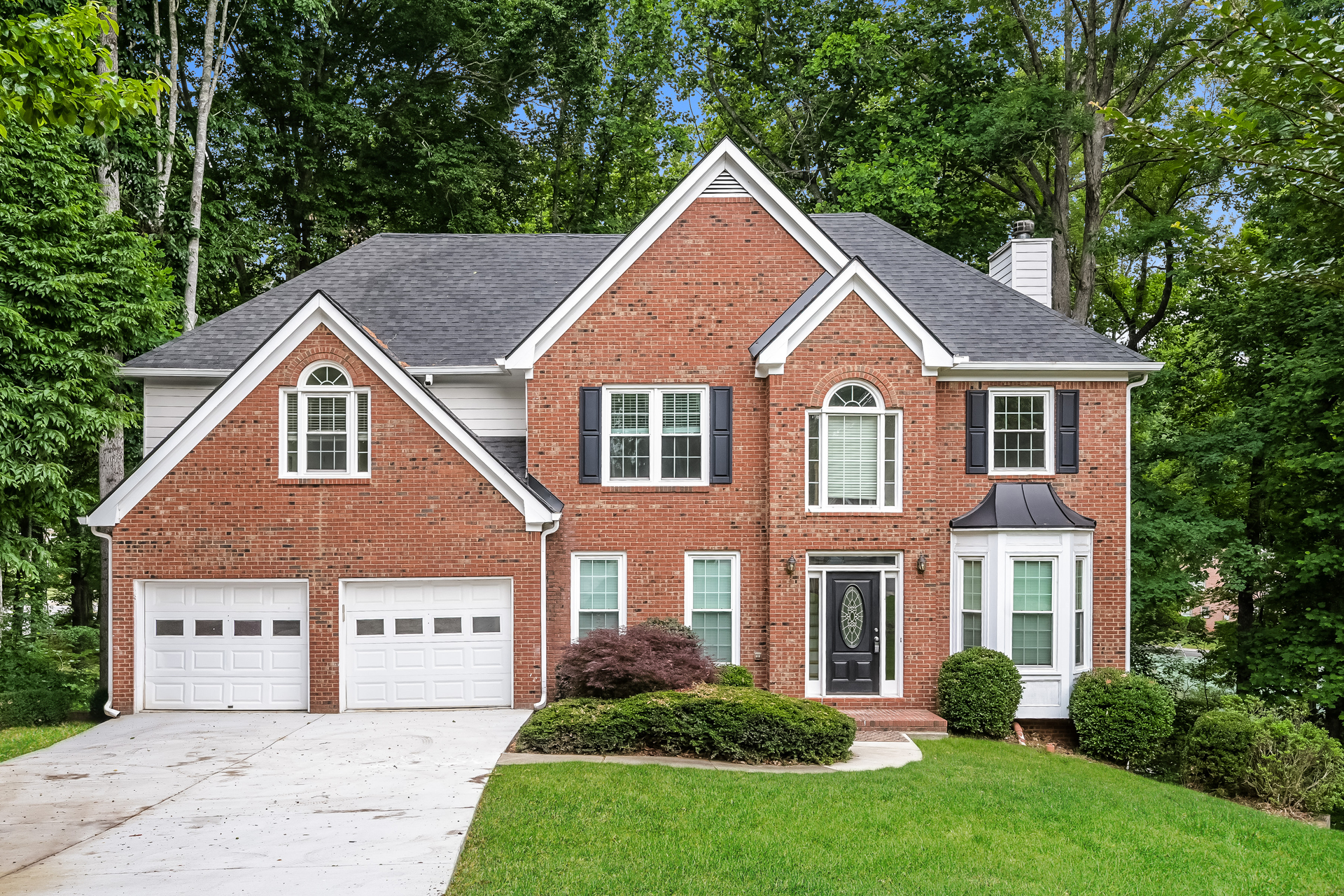 Property main image