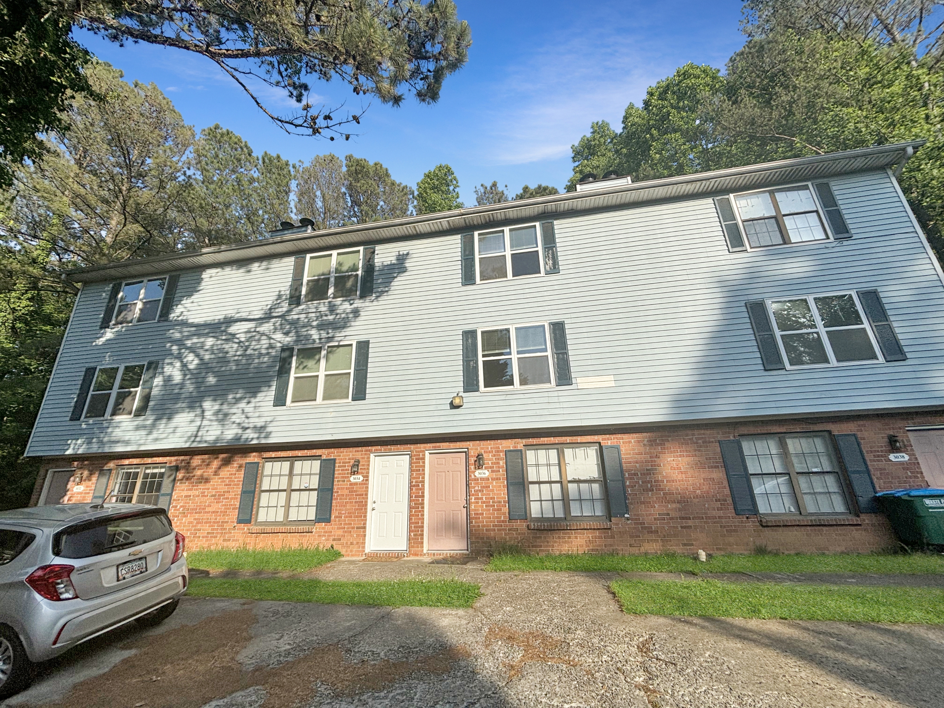 3036 Destin Circle Snellville, GA 30078